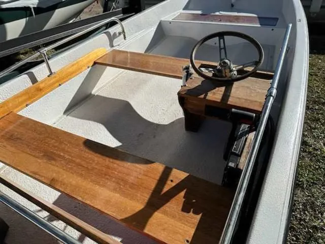 Slide: The Image of Boston Whaler 1978 - 3