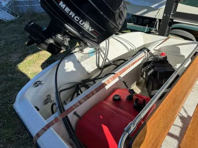 Slide: The Image of Boston Whaler 1978 - 4