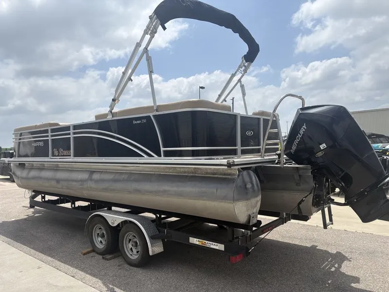 Slide: The Image of Harris Cruiser 250 CS 2020 - 2