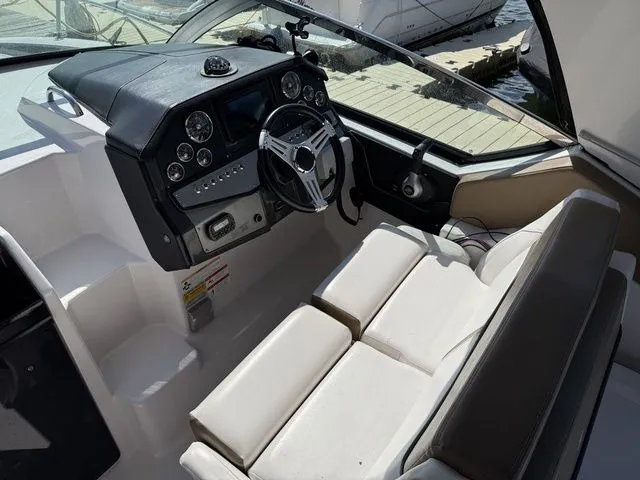 Slide: The Image of Four Winns V275 2016 - 12