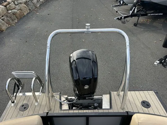 Slide: The Image of Misty Harbor Lago U L20U 2022 - 8