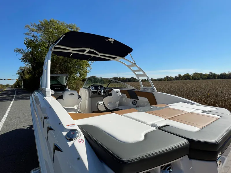 Slide: The Image of Chaparral 23 SSi OB 2026 - 60