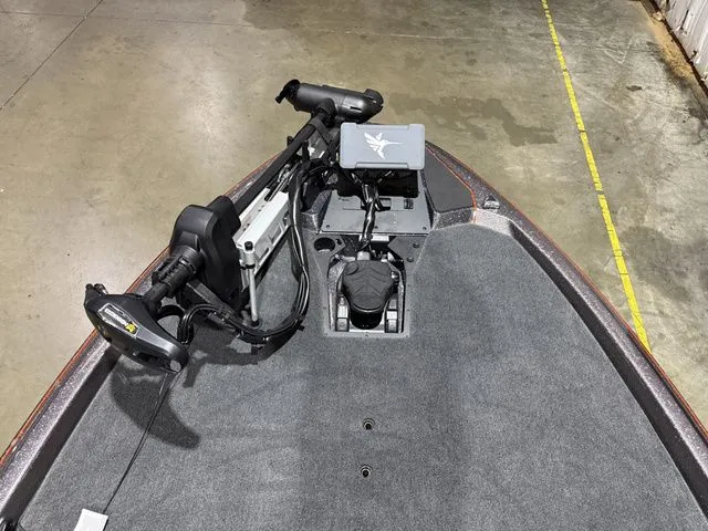 Slide: The Image of Skeeter ZXE 21 W/Yamaha 250 "SHO" 2026 - 7