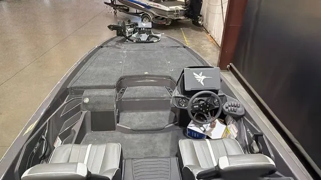 Slide: The Image of Skeeter ZXE20 2026 - 14