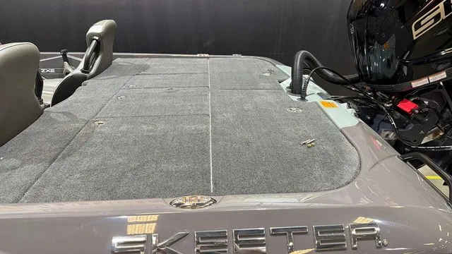 Slide: The Image of Skeeter ZXE20 2026 - 9