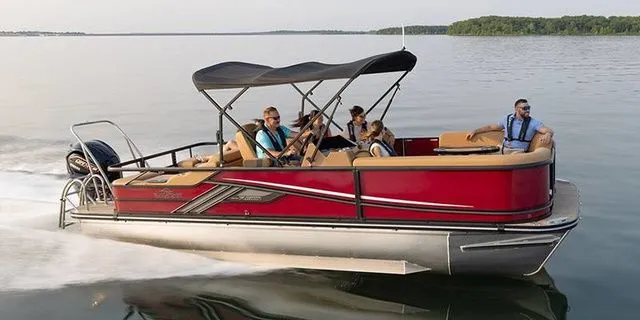 The Image of SunCatcher Fusion 324SS W/Yamaha 250 "SHO" No Trailer 2026 - 1