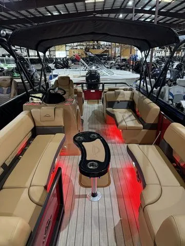 Slide: The Image of SunCatcher Fusion 324SS W/Yamaha 250 "SHO" No Trailer 2026 - 15