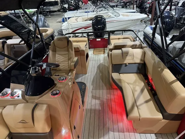 Slide: The Image of SunCatcher Fusion 324SS W/Yamaha 250 "SHO" No Trailer 2026 - 16