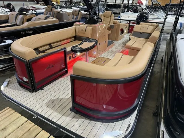 Slide: The Image of SunCatcher Fusion 324SS W/Yamaha 250 "SHO" No Trailer 2026 - 5