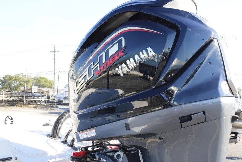 Slide: The Image of 2026 Skeeter SX221 boat with Yamaha SHO VMAX outboard motor. - 25