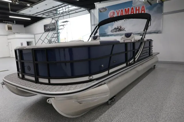 Slide: The Image of South Bay 224 RS LE 2026 - 7