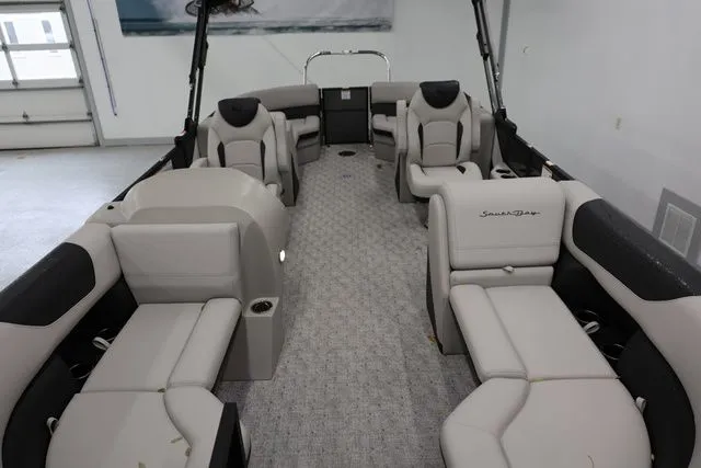 Slide: The Image of South Bay LE 224 RS 2.75 JAWS EDITION TRITOON 2026 - 20