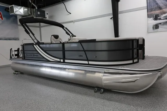 Slide: The Image of South Bay LE 224 RS 2.75 JAWS EDITION TRITOON 2026 - 4