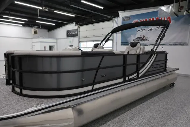 Slide: The Image of South Bay LE 224 RS 2.75 JAWS EDITION TRITOON 2026 - 7