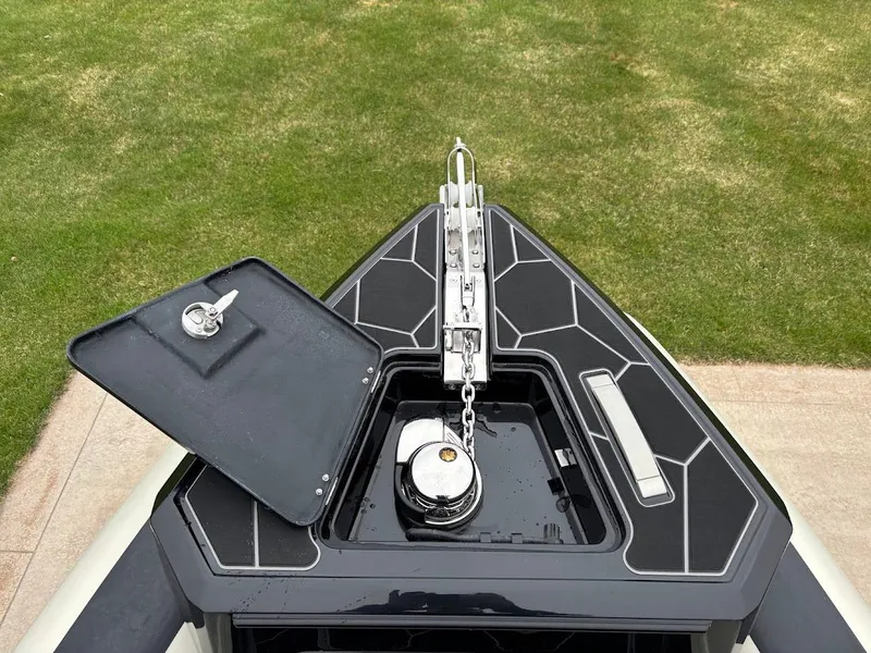 Slide: The Image of 2026 Highfield Sport 760 12 - 12