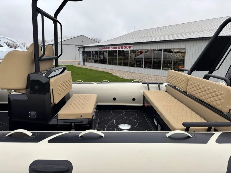 Slide: The Image of 2026 Highfield Sport 760 4 - 4