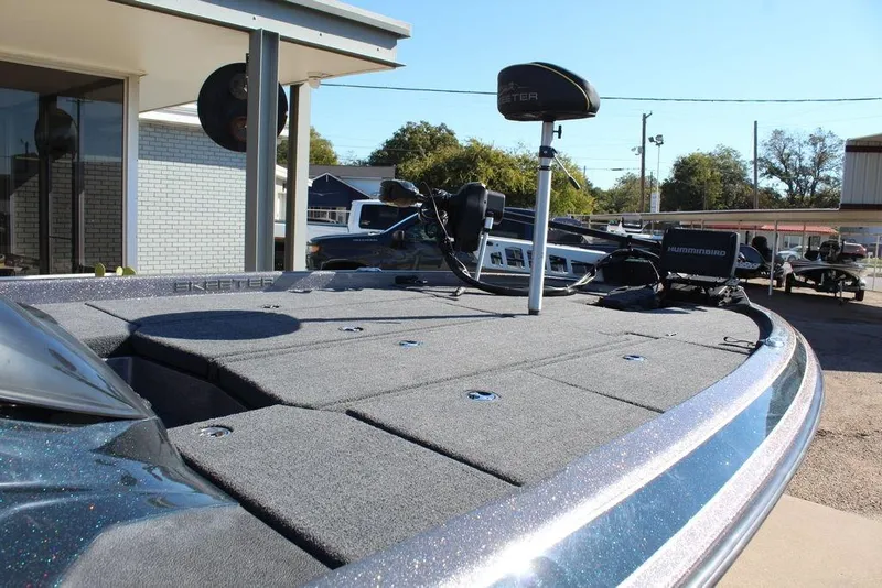 Slide: The Image of 2019 Skeeter ZX225 fishing boat with spacious deck and mounted equipment. - 10
