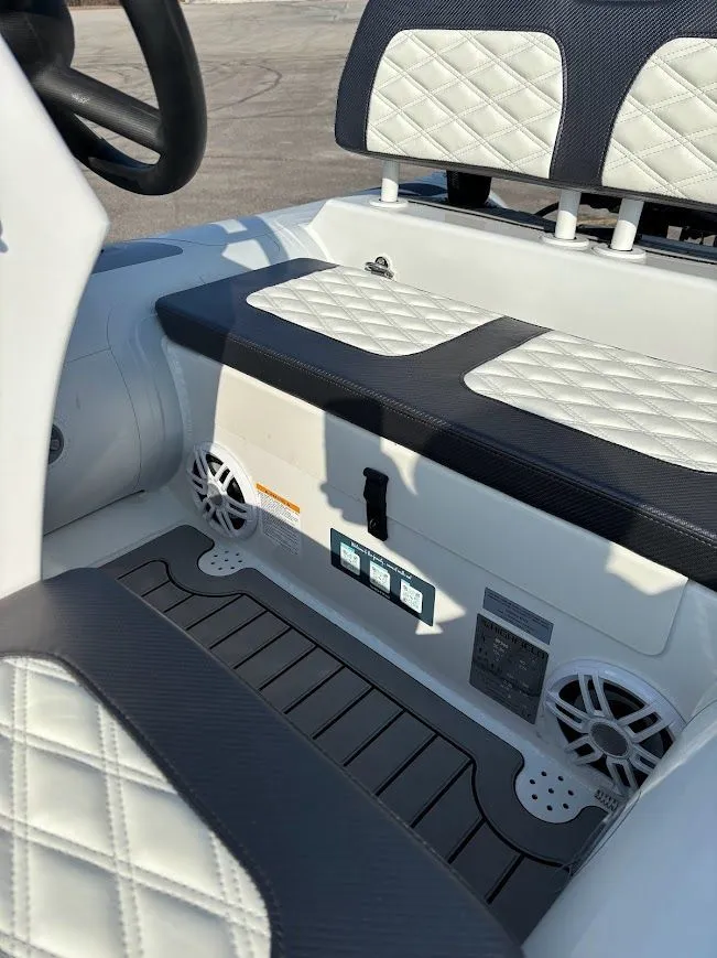 Slide: The Image of 2026 Highfield Sport 360 7 - 7