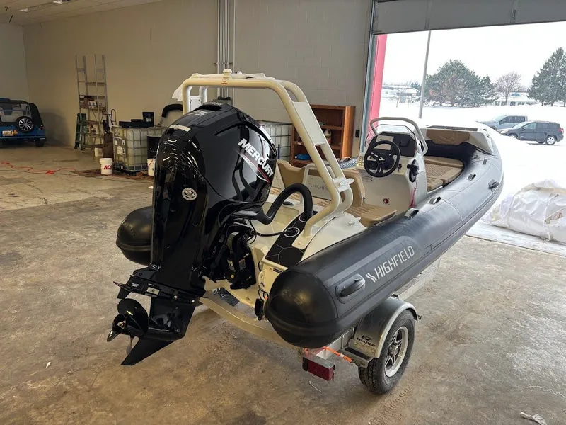 Slide: The Image of 2026 Highfield Sport 460 10 - 10