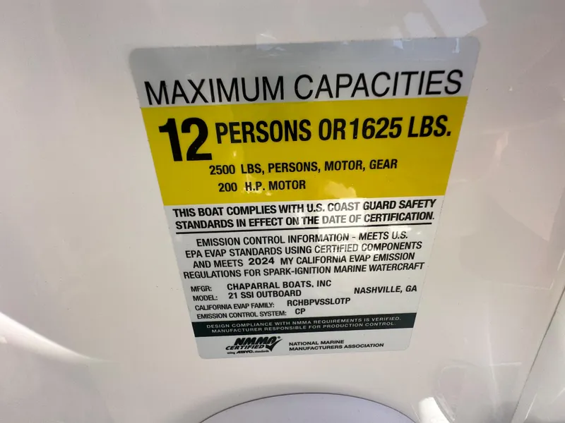 Slide: The Image of 2024 Chaparral 21 SSi OB boat capacity label, 12 persons or 1625 lbs, 200 HP motor. - 25