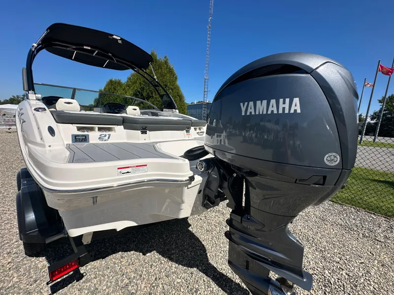 Slide: The Image of Chaparral 21 SSi OB 2026 - 62