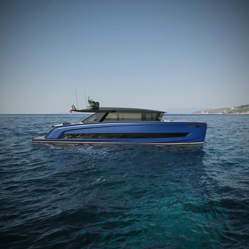 Slide: The Image of 2025 Solaris Power 70 GRAND COUPE yacht on open sea, side view. - 3