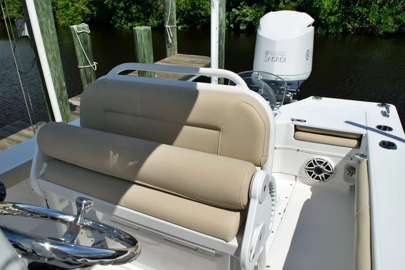 Slide: The Image of 2020 EVERGLADES 243 CC - Image 23 - 23