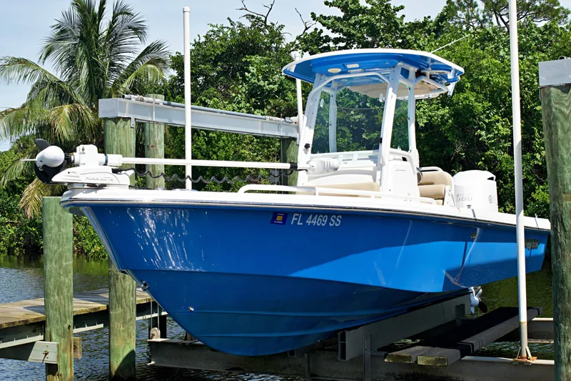 Slide: The Image of 2020 EVERGLADES 243 CC - Image 4 - 4