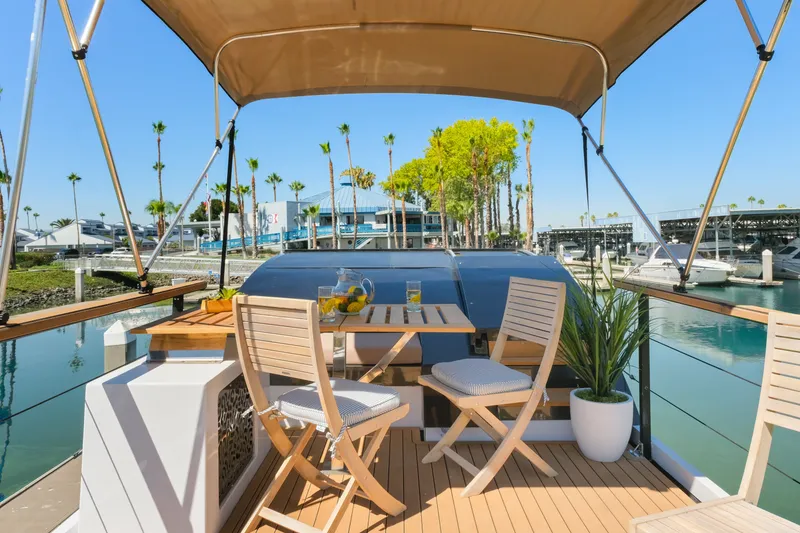 Slide: The Image of 2022 NAVISYO NV.08 - Image 3 - 3