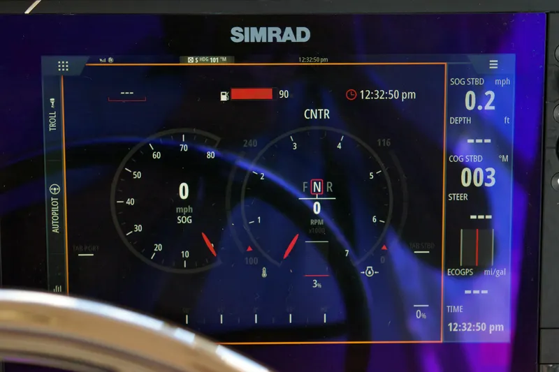 Slide: The Image of 2013 GRADY-WHITE 335 FREEDOM - Image 20 - 20