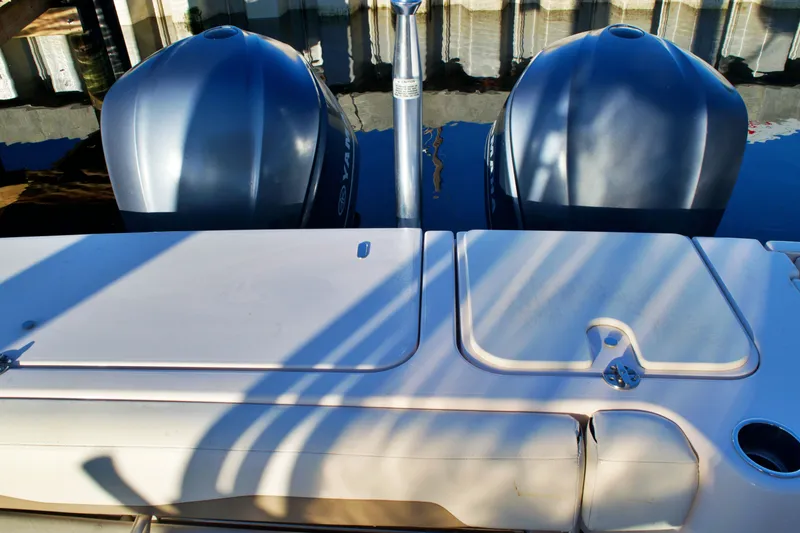 Slide: The Image of 2013 GRADY-WHITE 335 FREEDOM - Image 30 - 30