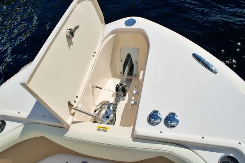 Slide: The Image of 2013 GRADY-WHITE 335 FREEDOM - Image 58 - 58