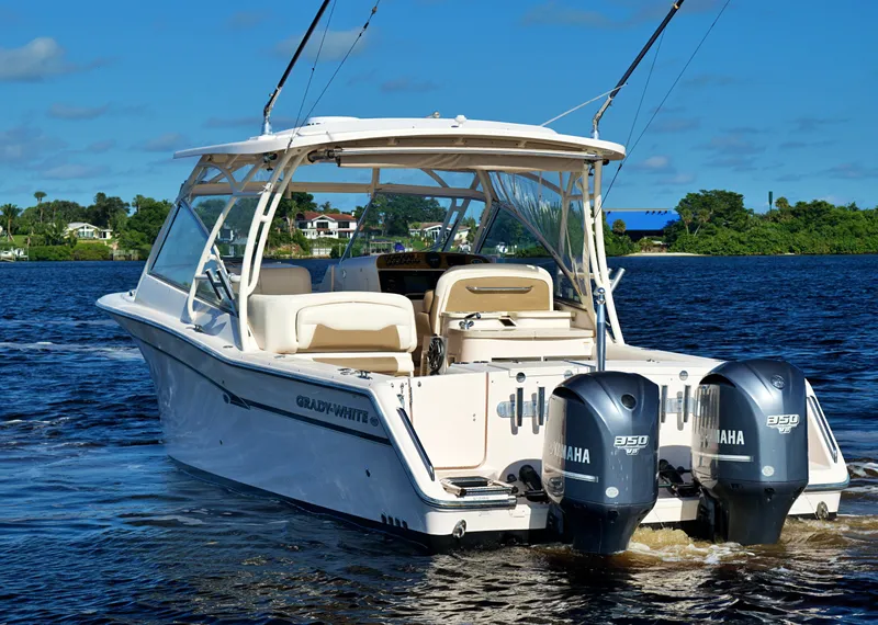 Slide: The Image of 2013 GRADY-WHITE 335 FREEDOM - Image 6 - 6