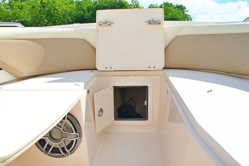 Slide: The Image of 2013 GRADY-WHITE 335 FREEDOM - Image 60 - 60