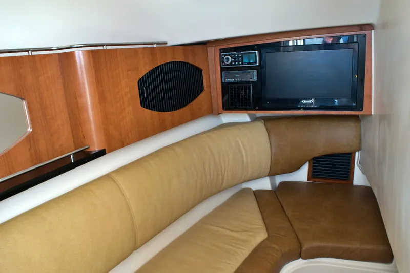 Slide: The Image of 2013 GRADY-WHITE 335 FREEDOM - Image 77 - 77