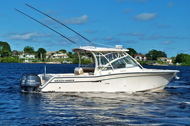 Slide: The Image of 2013 GRADY-WHITE 335 FREEDOM - Image 9 - 9