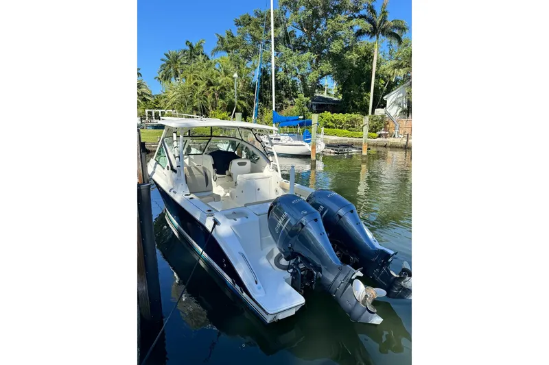 Slide: The Image of Manufacturer Provided Image: Top view of 2020 Pursuit DC 266 Dual Console boat layout. - 33