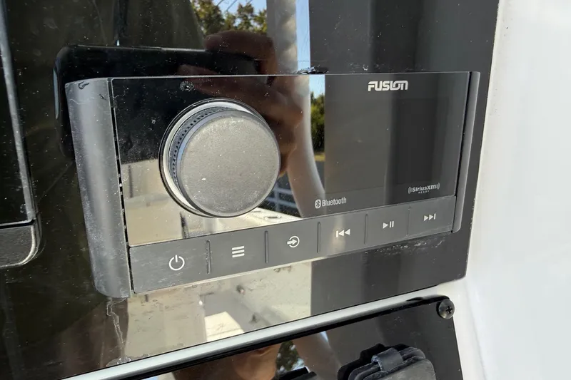 Slide: The Image of Fusion audio system on 2026 Sea Hunt Gamefish 30 Coffin Box boat. - 19