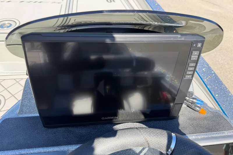 Slide: The Image of Garmin display on 2026 Caymas XS 21 Pro boat dashboard. - 11