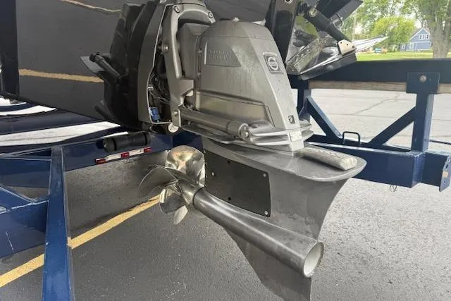 Slide: The Image of 2021 Regal LS4 Surf boat propeller and drive system on a trailer. - 29