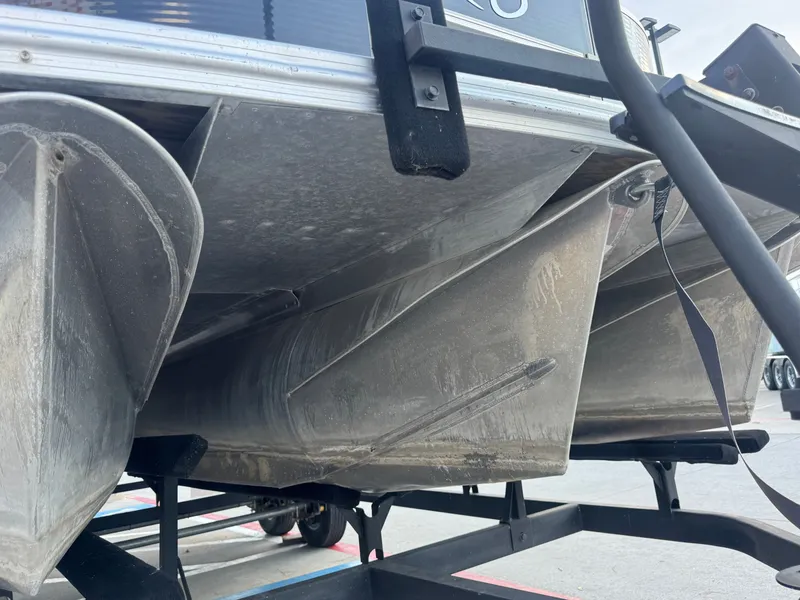 Slide: The Image of Underside view of a 2017 Avalon LSZ rf 2285 pontoon boat on a trailer. - 8