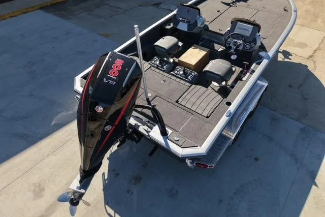 Slide: The Image of 2026 Vexus AVX1985S boat with powerful V8 engine, spacious deck, and modern controls. - 3