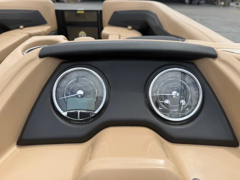 Slide: The Image of Barletta Cabrio 24 QC 2026 - 40