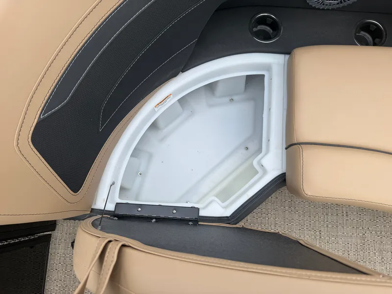 Slide: The Image of Barletta Cabrio 24 QC 2026 - 55