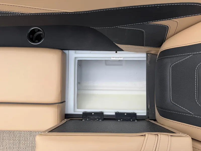 Slide: The Image of Barletta Cabrio 24 QC 2026 - 21