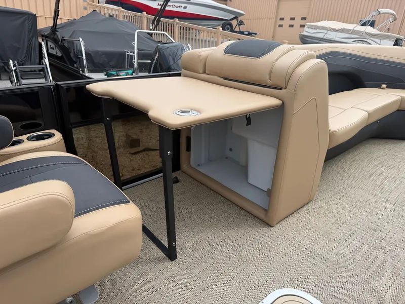 Slide: The Image of Barletta Cabrio 24 QC 2026 - 35