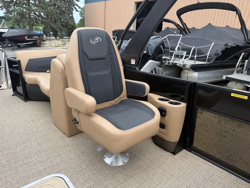 Slide: The Image of Barletta Cabrio 24 QC 2026 - 31
