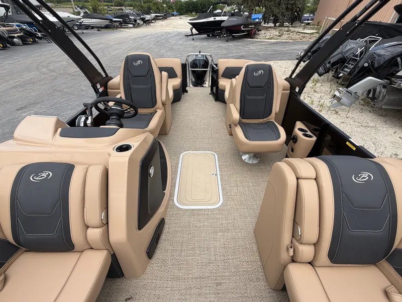 Slide: The Image of Barletta Cabrio 24 QC 2026 - 28