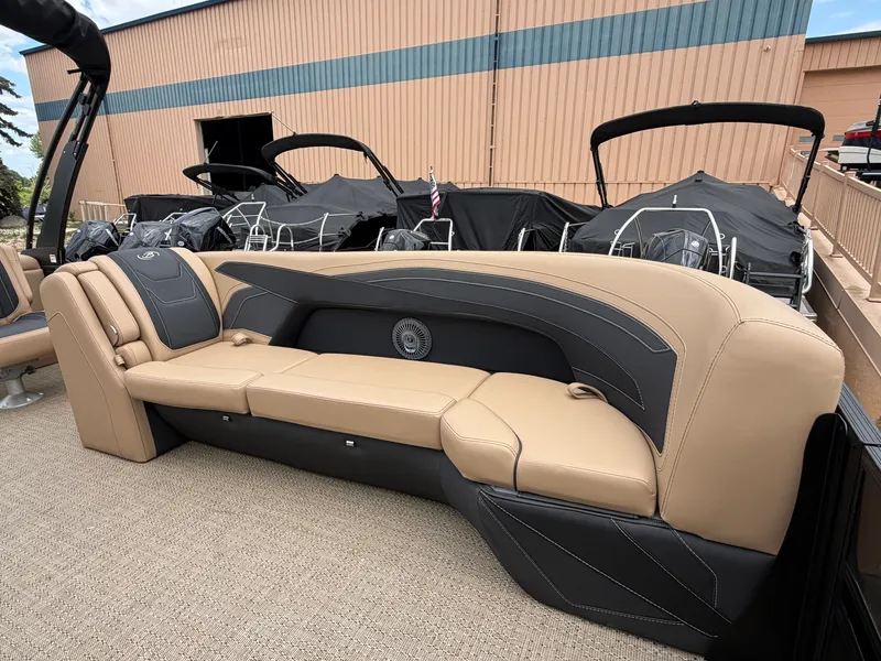 Slide: The Image of Barletta Cabrio 24 QC 2026 - 22