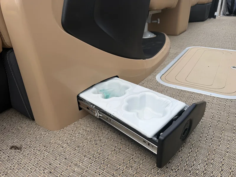 Slide: The Image of Barletta Cabrio 24 QC 2026 - 30